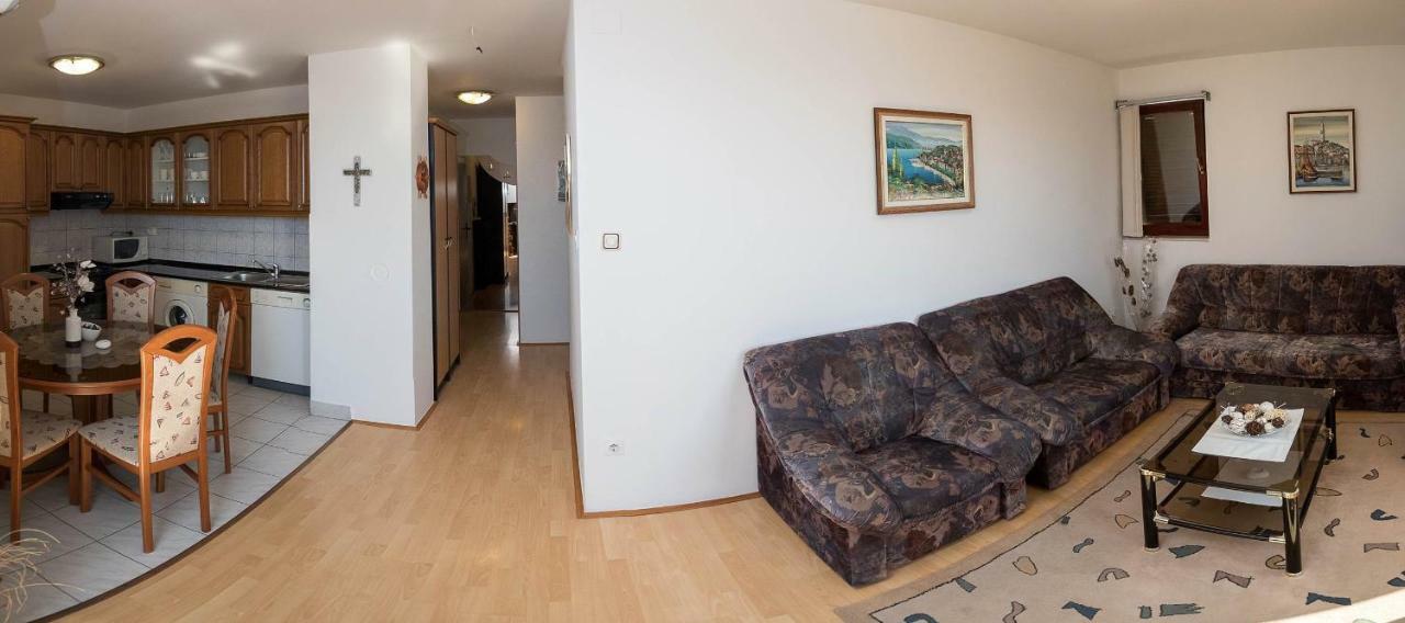 Apartman Ruzica Crikvenica Buitenkant foto